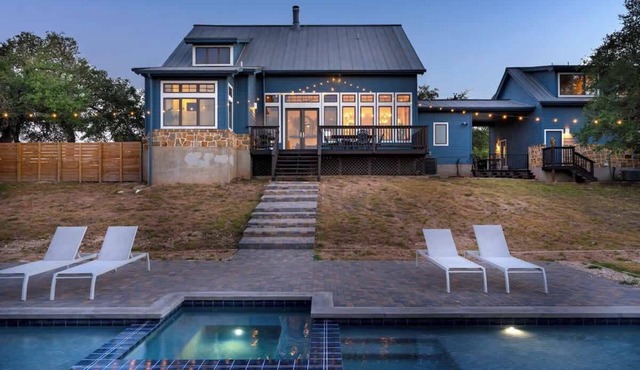 "Lake Park House" Sleeps 23 w/Pool