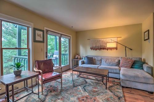 Lake Placid Gem w/Patio & Views < 1 Mi to Beach!