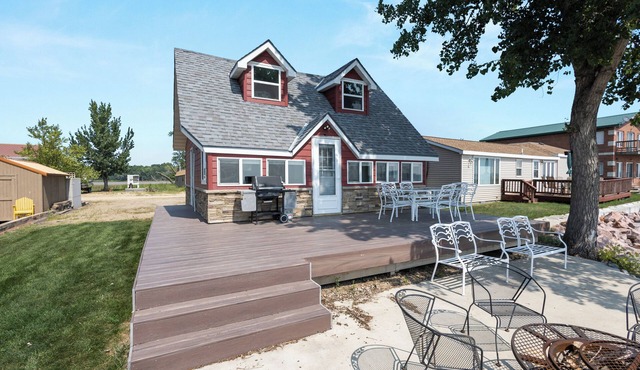 Lake Poinsett Cottage at Stone Bridge