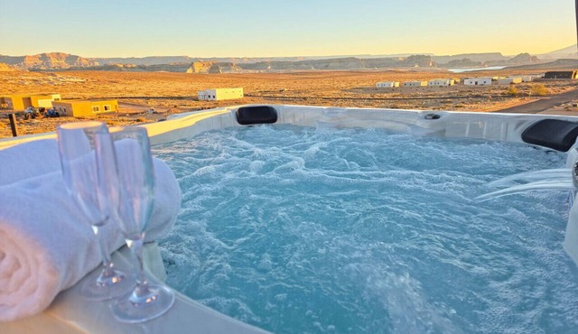 Lake Powell Views, Hot Tub, Game Room, Kayaks