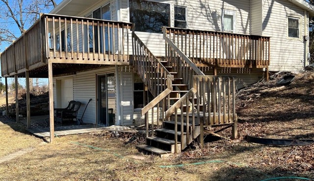 Lake property with much to offer!