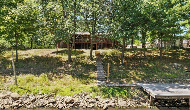 Lake Puckaway Retreat