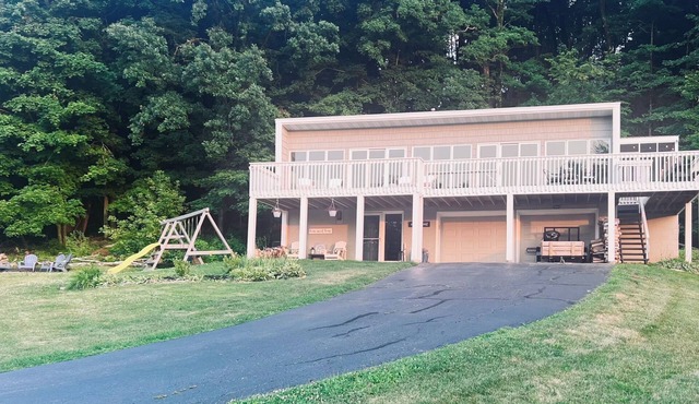 Lake Redstone Home - Easy Access to Wisconsin Dells