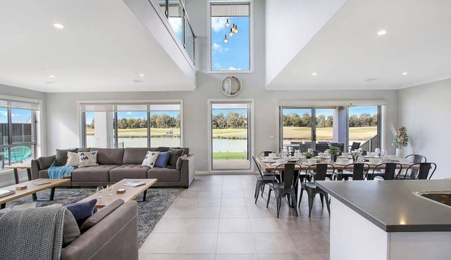 Lake Resort on Black Bull