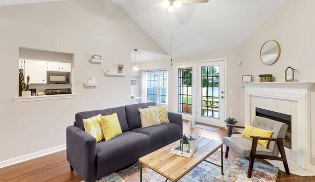 Lake Retreat near Savannah