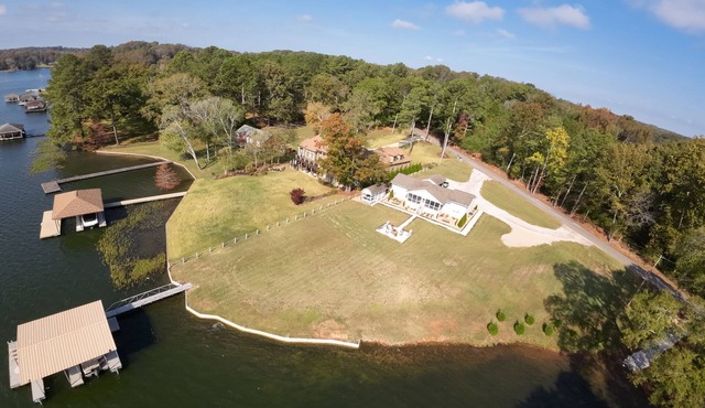 Lake Retreat,Views&Location,Dock,Boat Parking, Sleeps 9, 3 Full Baths,RTJ Golf