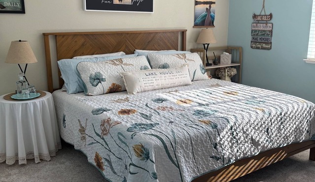 Lake Room at Bed & Breakfast