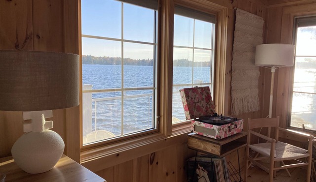 Lake Rosseau Island Cabin on the Water - BOAT ACCESS only!