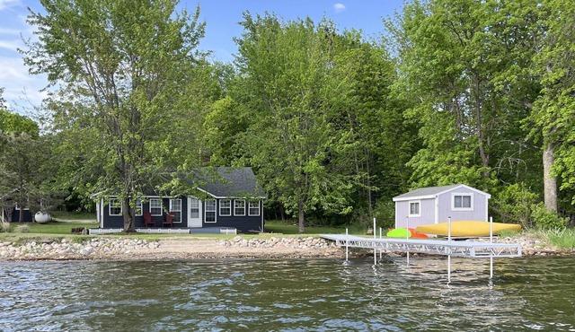 Lake Sallie Beach House with Game Room on the Sandy North Shore!