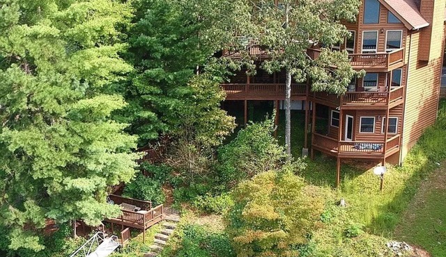 Lake Santeetlah Family Retreat: 4BR/4.5BA w/Kayaks & Grills