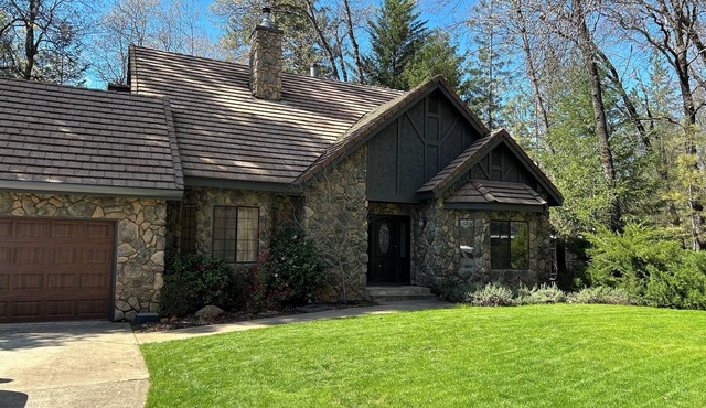 Lake Shasta Home on Dooney Creek Cove, Lakehead