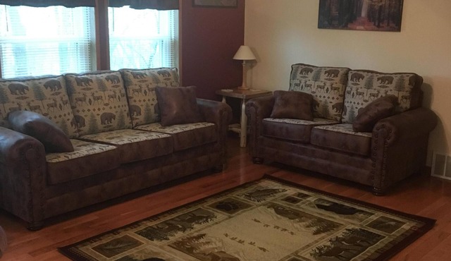 Lake Side Vacation Home Has It All!