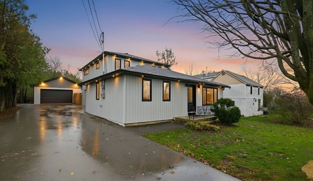 Lake Simcoe Ice Fishing Basecamp Sleeps 10–12 Heated Shop