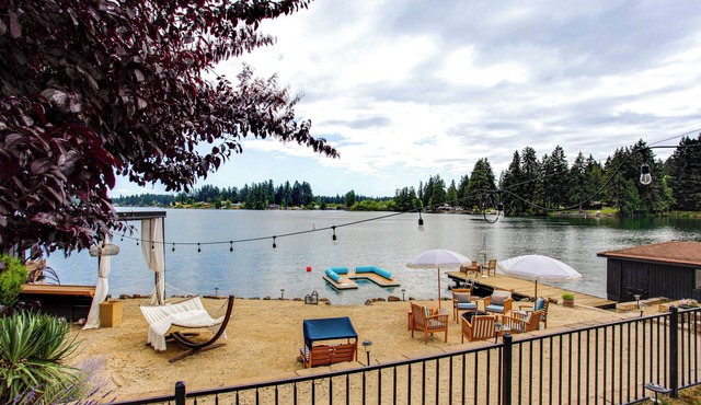 Lake Spanaway Retreat: Home w/Private Beach!