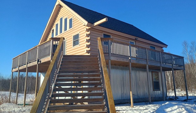 Lake Superior Log Home Retreat