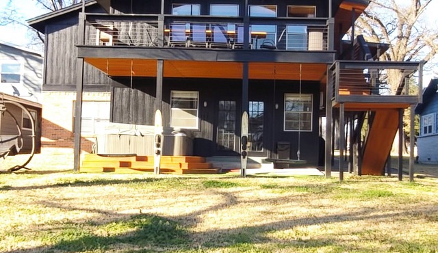 Lake Tawakoni Oasis nGameHouse,Waterfront, BoatHouse,Fishing Retreat,Hot tub