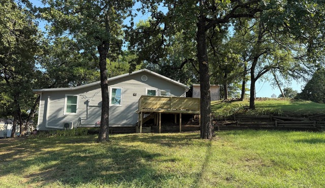 Lake Texoma - 2 BR + 1 BR Casita - Fully Renovated