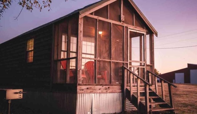 Lake Texoma Cedar Cabin - Kicks 66