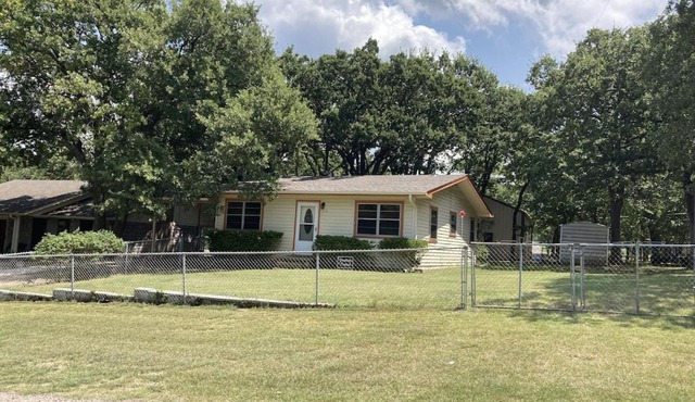 Lake Texoma lake house