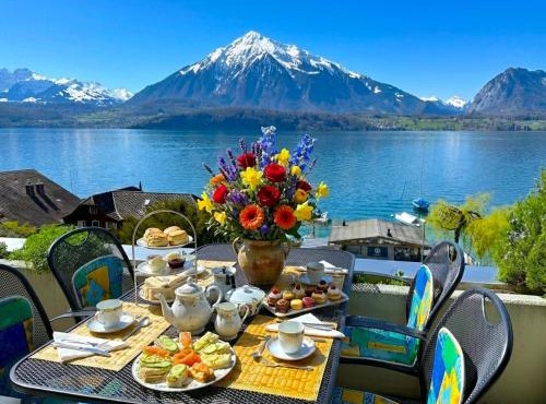 Lake Thun Alps Scenic Views and Concierge by SwissHut