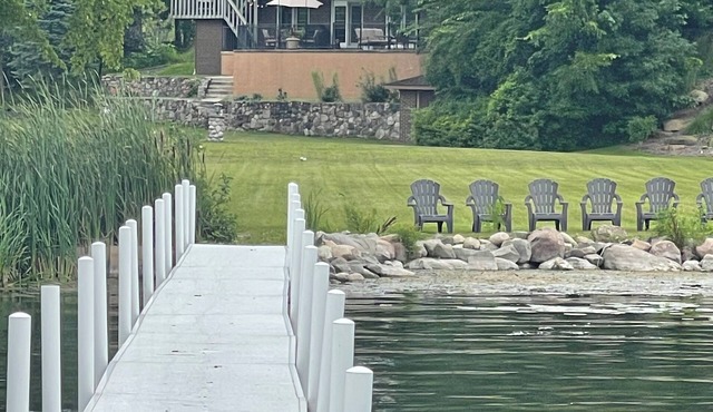 Lake Tippecanoe, Little Tippy retreat—sleeps 12, dog friendly, private lakefront