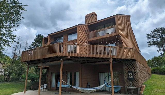 Lake Tobo House