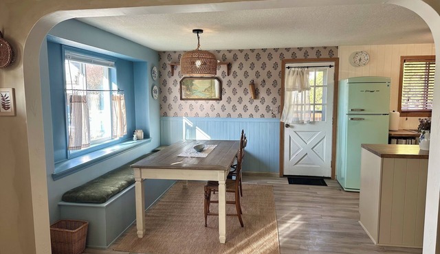 Lake Town Beach Bungalow