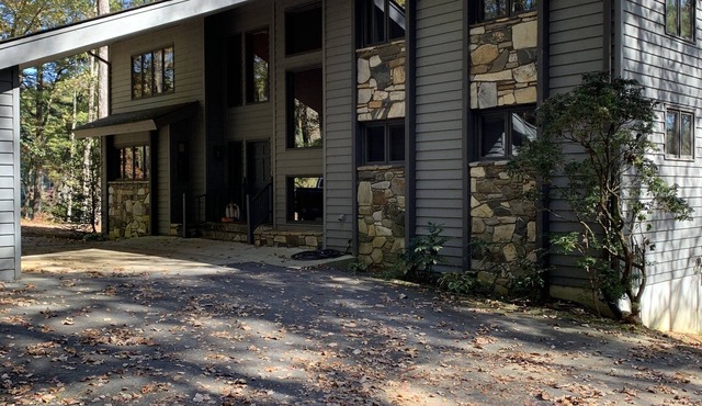 Lake Toxaway Lake Front - Great for Families