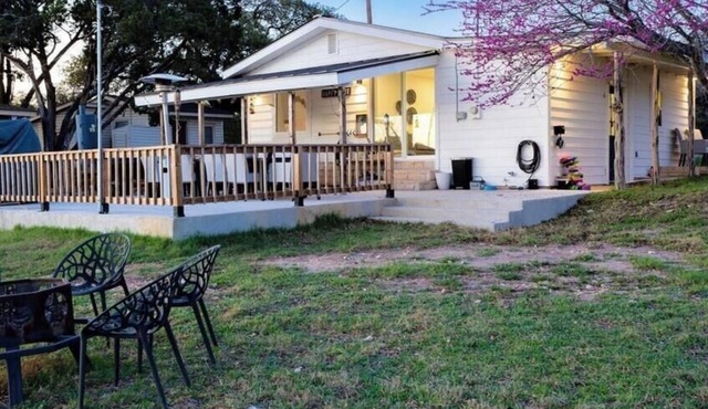 Lake Travis Escape, Private Dock, fishing paradise