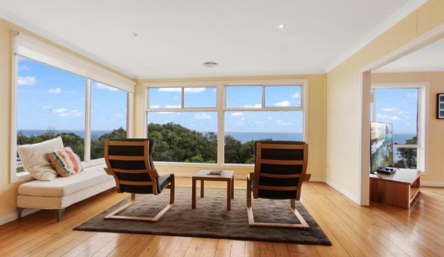 Lake Tyers Beach House - Spacious Coastal Escape