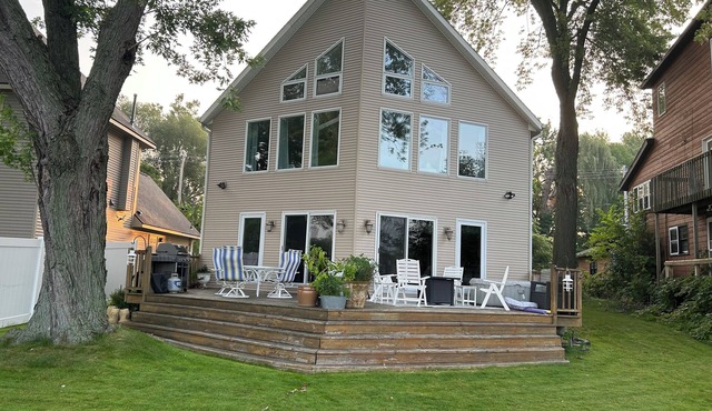 Lake Retreat