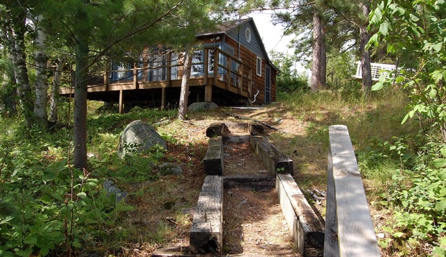 Lake Vermilion Cabin with Bunkhouse-- Pet-Friendly, Sleeps 5