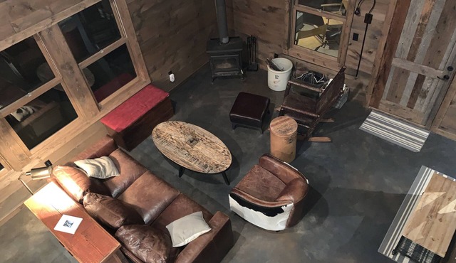 Lake Vermilion Private Cabin with Resort Amenities — Great for a Family Getaway