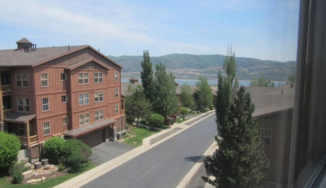 LAKE VIEW + 5 MIN TO DEER VALLEY SKI LIFT 2B/2B