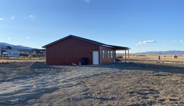 Lake view and nearby lake access