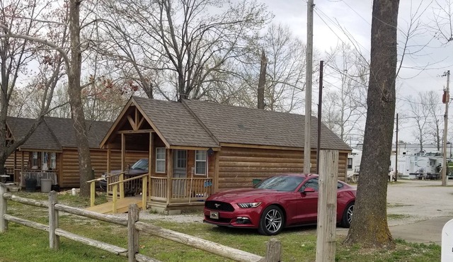 Lake view cabin
