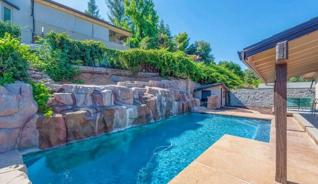 Lake View & Cascading Waterfall Pool