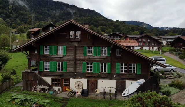 Lake view Chalet , Därligen