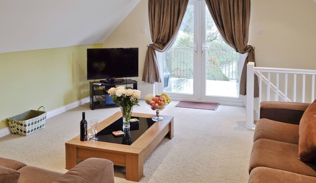 Lake View Cottage - CV7102