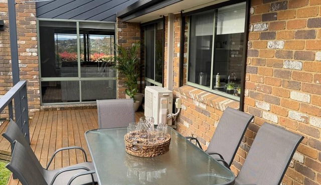 Lake View Family House, private gardens, breathtaking view, nature walks.