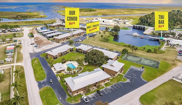 Lake View -Fresh & New-Bass N Sun-Pool-King Bed