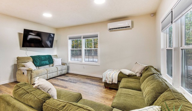 Lake-View Home in Statham w/On-Site Fishing