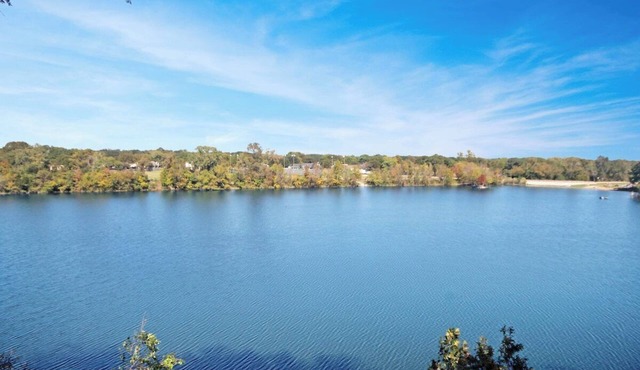 Lake View in North Austin
