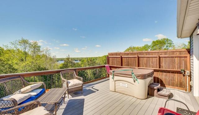 Lake-View Kentucky Getaway w/Resort Amenities!