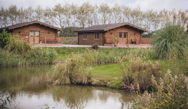 Lake View Lodges - 25073