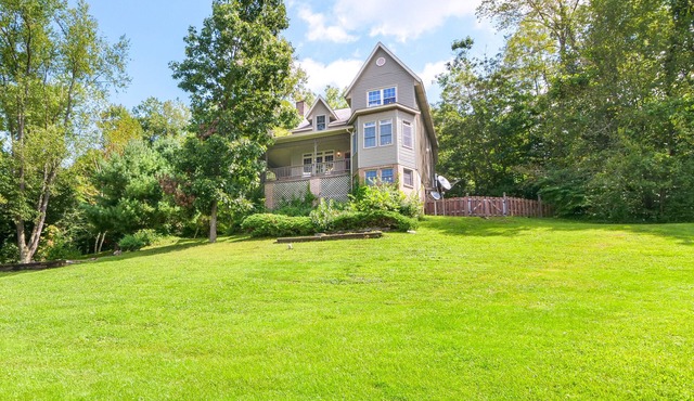 Lake View Manor on Tappan Lake
