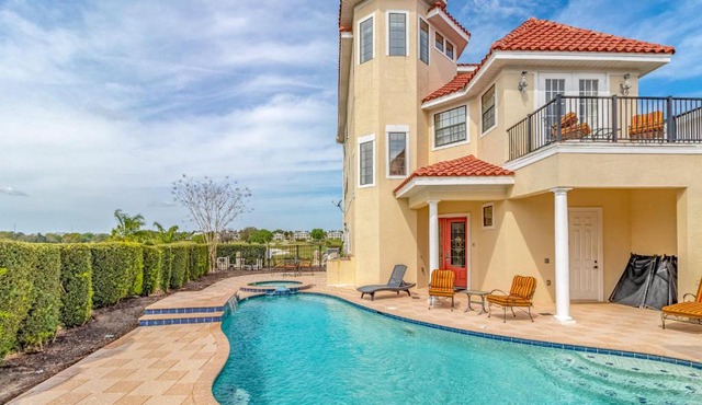 Lake View Mansion
