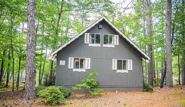 Lake View Paradise less than 1 mile from Callaway Gardens!