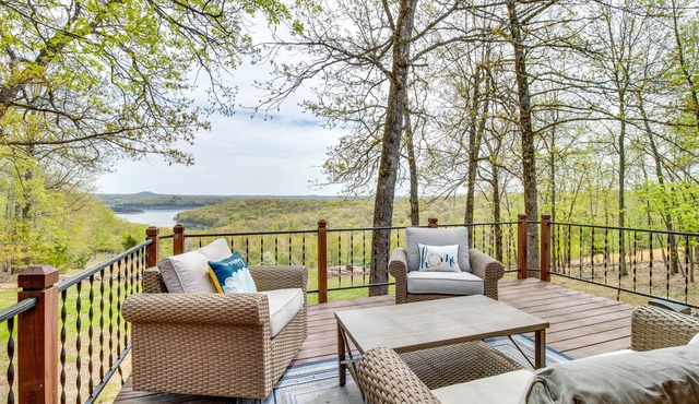 Lake-View Retreat w/Fire Pit in Mountain Home!