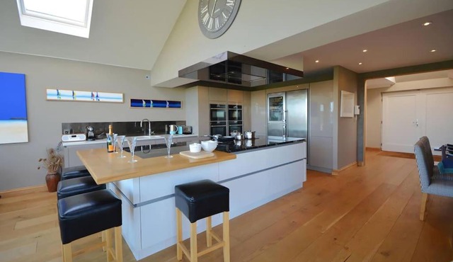 Lake View Retreat - with Hot Tub and Sports Bar